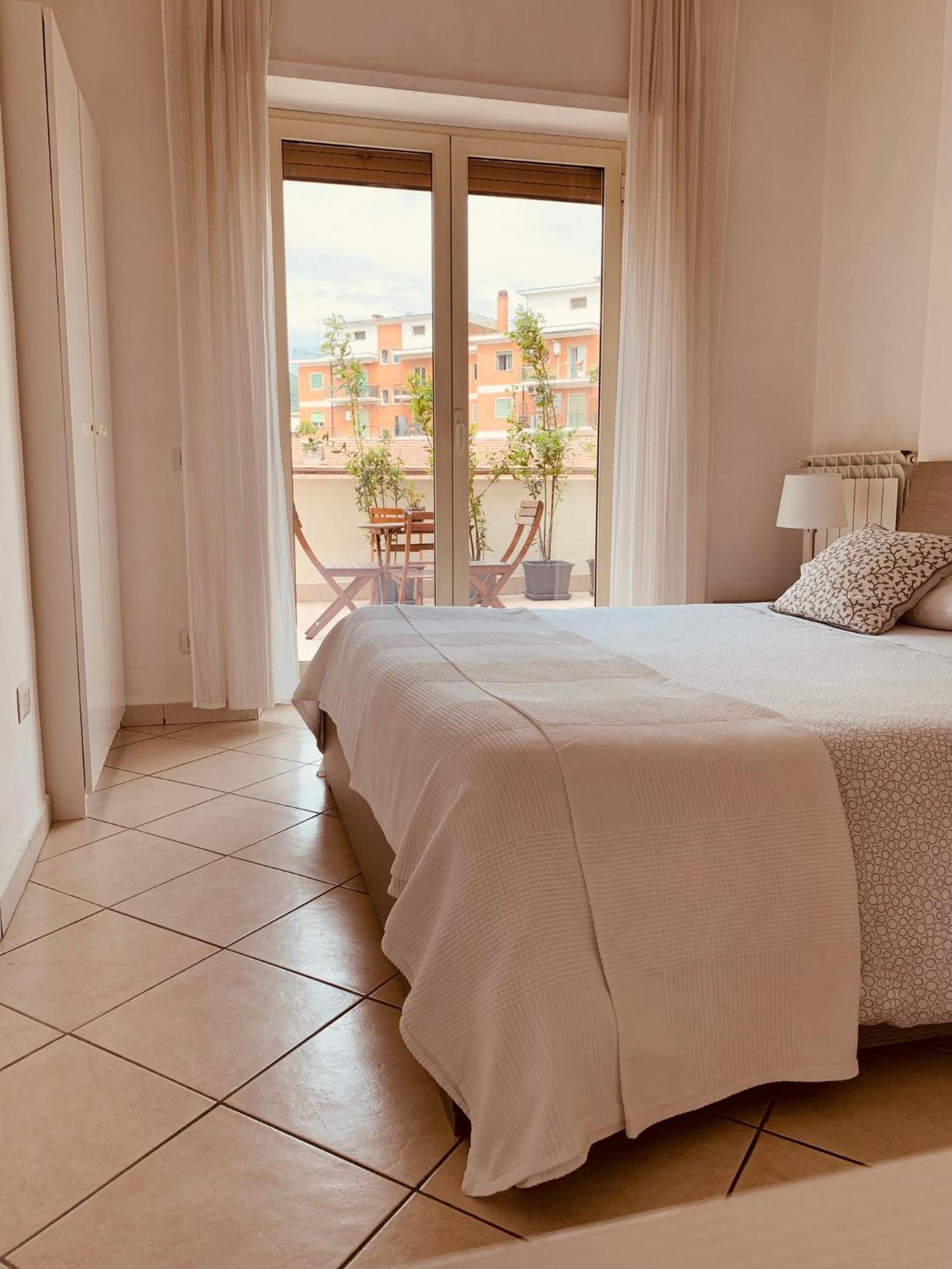 Apartmán A Casa Di Carolina Cassino Exteriér fotografie